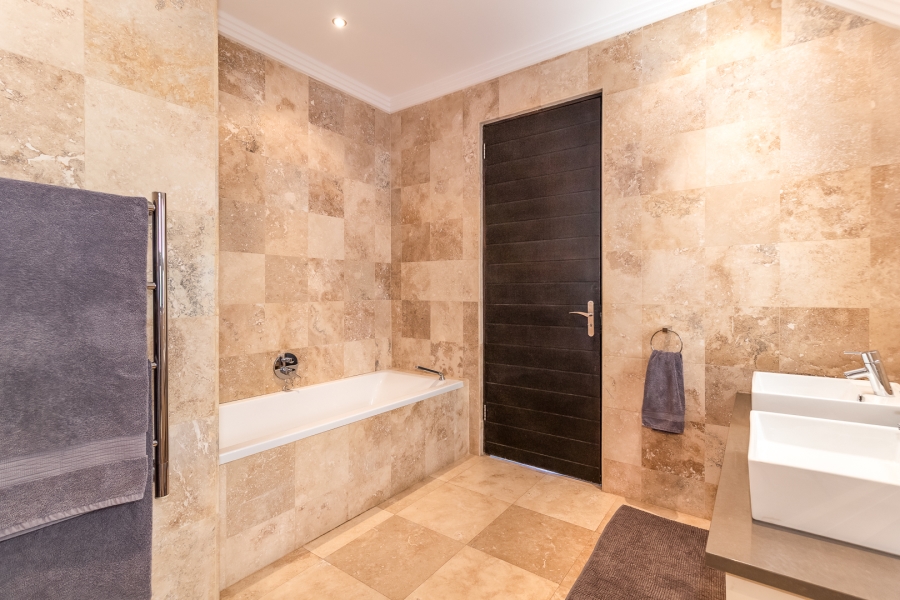 4 Bedroom Property for Sale in Pearl Valley at Val de Vie Western Cape